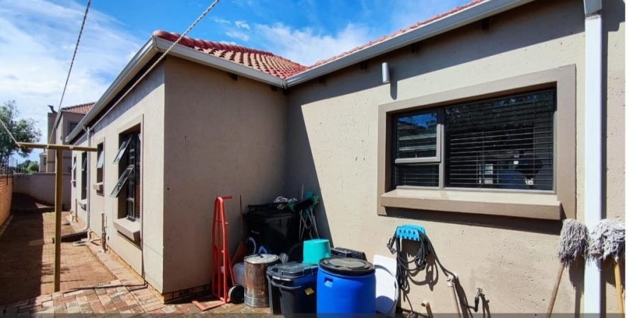 3 Bedroom Property for Sale in Brentwood Park AH Gauteng