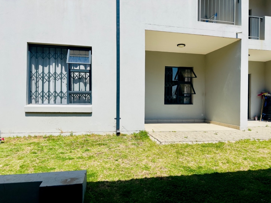 2 Bedroom Property for Sale in Glen Austin Gauteng