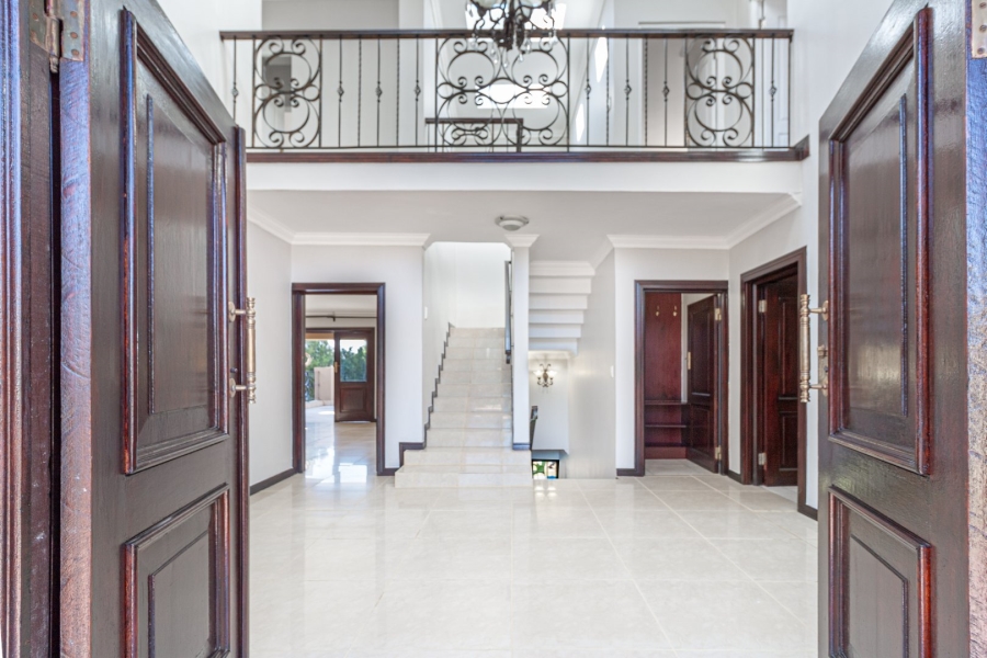 5 Bedroom Property for Sale in Kyalami Gauteng