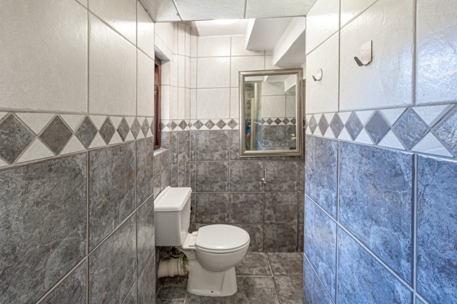 5 Bedroom Property for Sale in Kyalami Gauteng