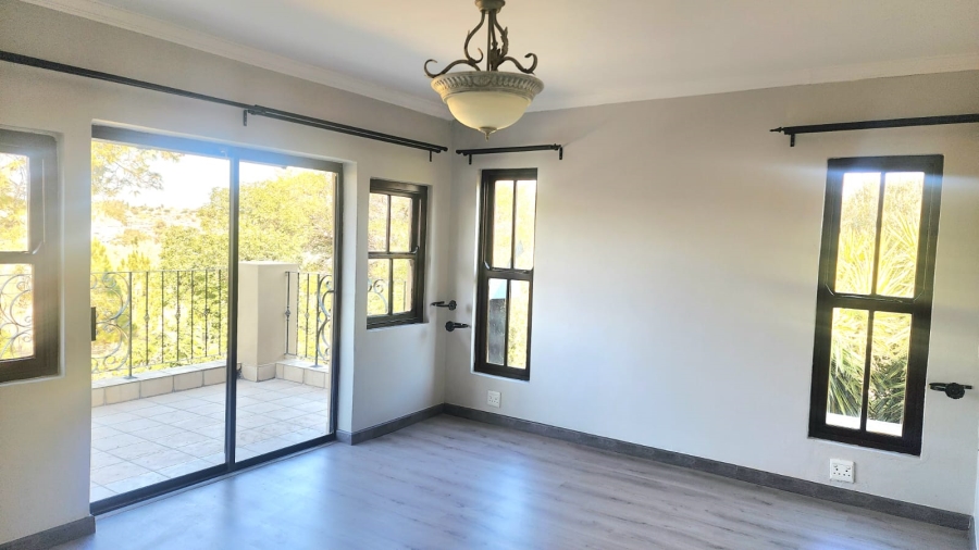 5 Bedroom Property for Sale in Kyalami Gauteng