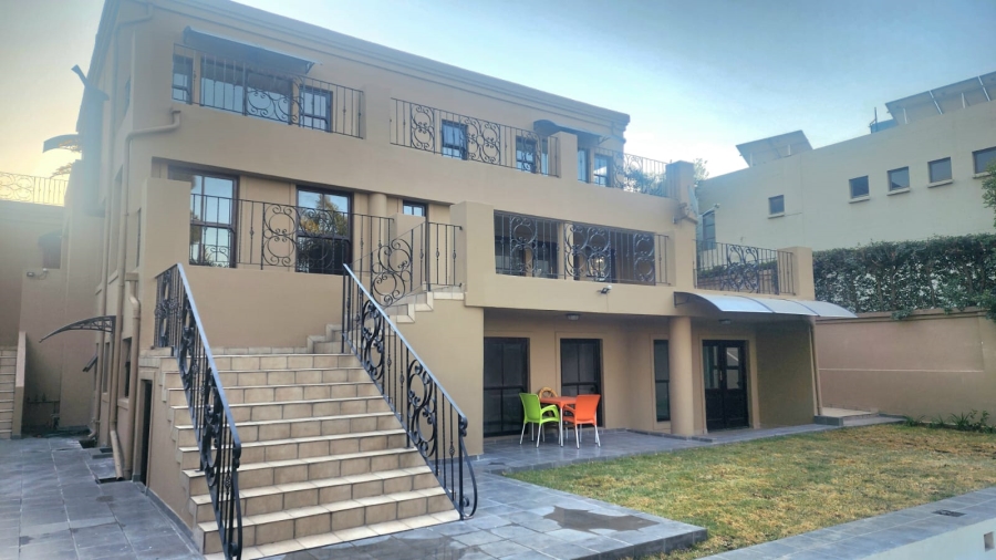5 Bedroom Property for Sale in Kyalami Gauteng