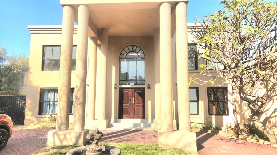 5 Bedroom Property for Sale in Kyalami Gauteng