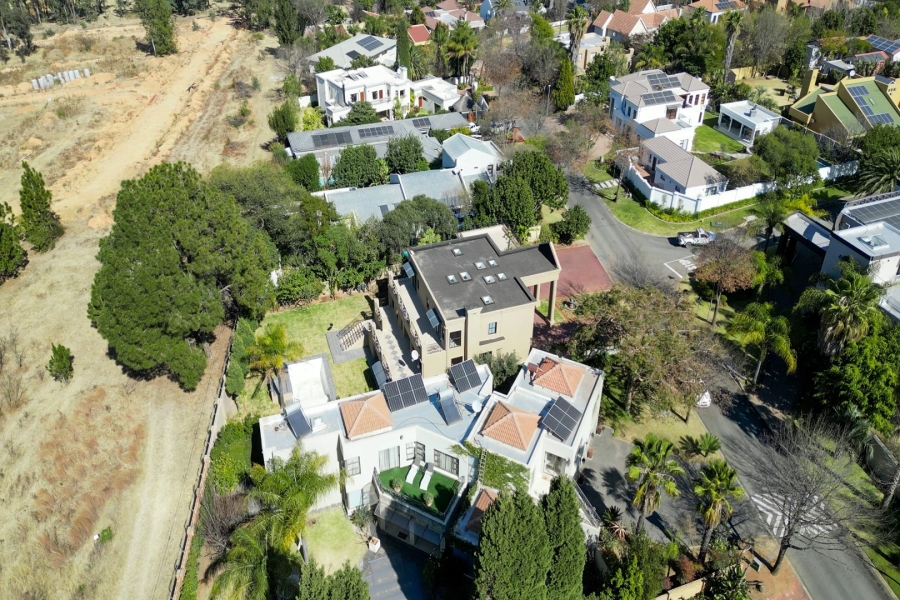 5 Bedroom Property for Sale in Kyalami Gauteng