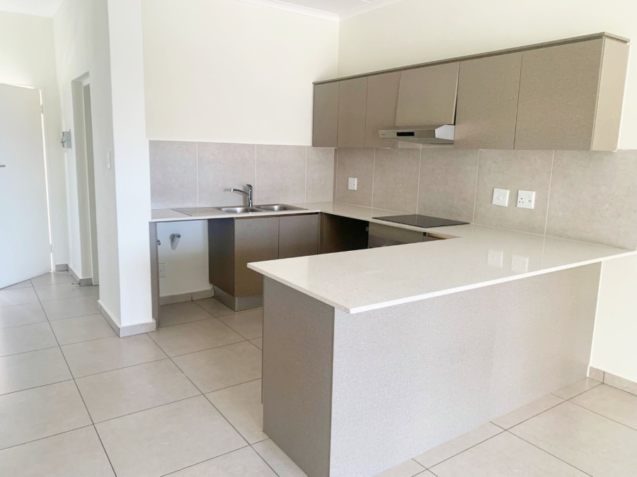 To Let 2 Bedroom Property for Rent in Greenstone Hill Gauteng