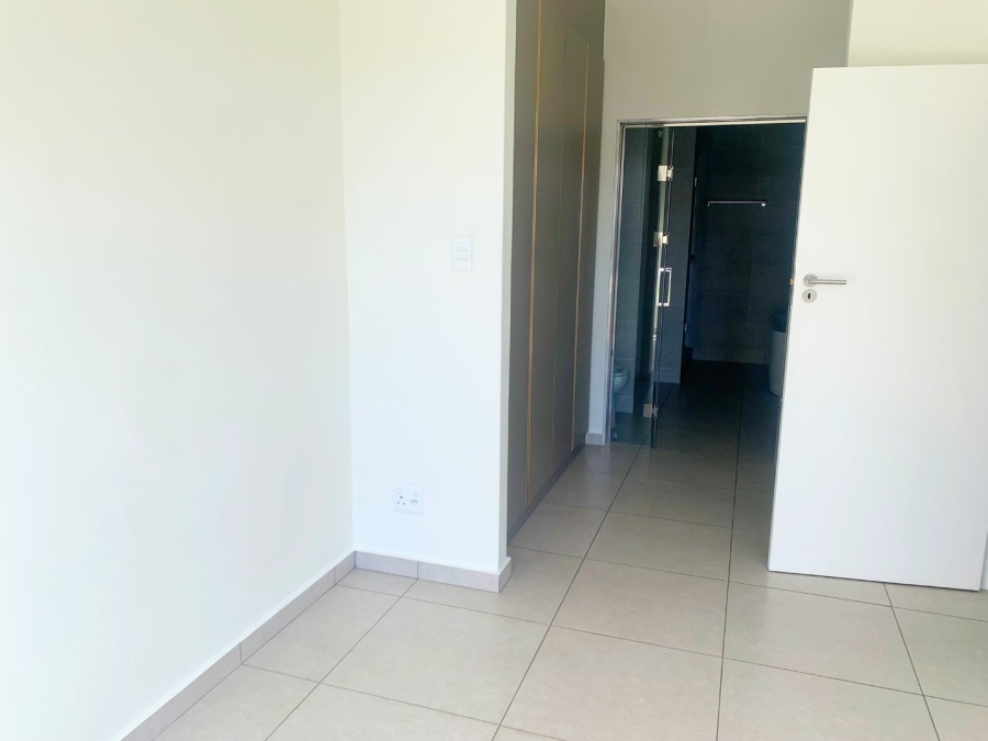 To Let 2 Bedroom Property for Rent in Greenstone Hill Gauteng
