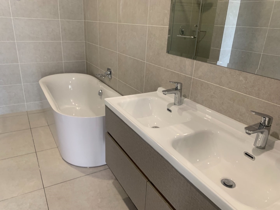 To Let 2 Bedroom Property for Rent in Greenstone Hill Gauteng