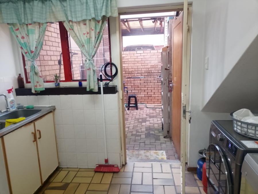 3 Bedroom Property for Sale in Die Wilgers Gauteng