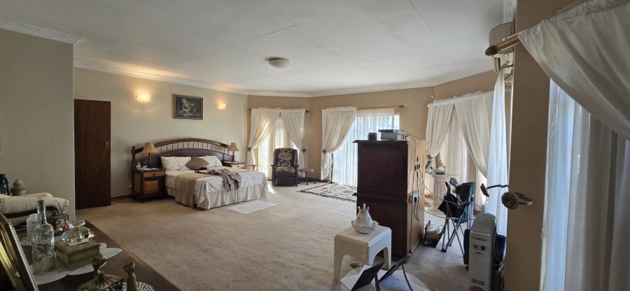 6 Bedroom Property for Sale in Amandasig Gauteng