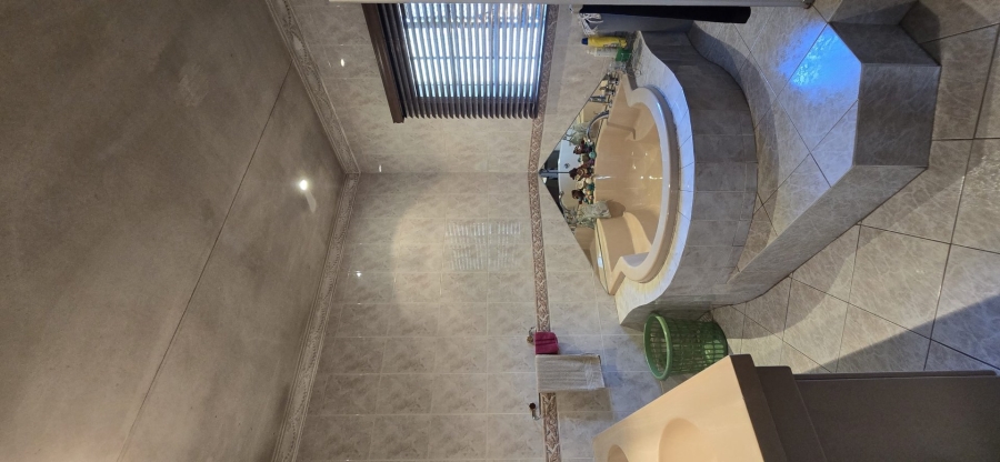 6 Bedroom Property for Sale in Amandasig Gauteng