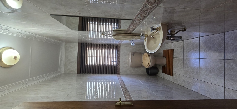 6 Bedroom Property for Sale in Amandasig Gauteng