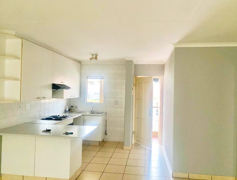 2 Bedroom Property for Sale in Oakdene Gauteng