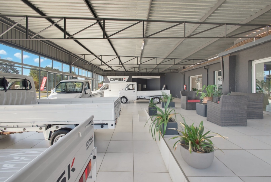 Commercial Property for Sale in Rhodesfield Gauteng