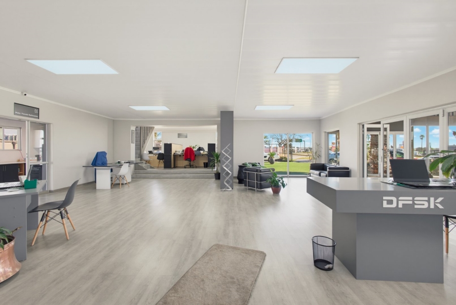 Commercial Property for Sale in Rhodesfield Gauteng