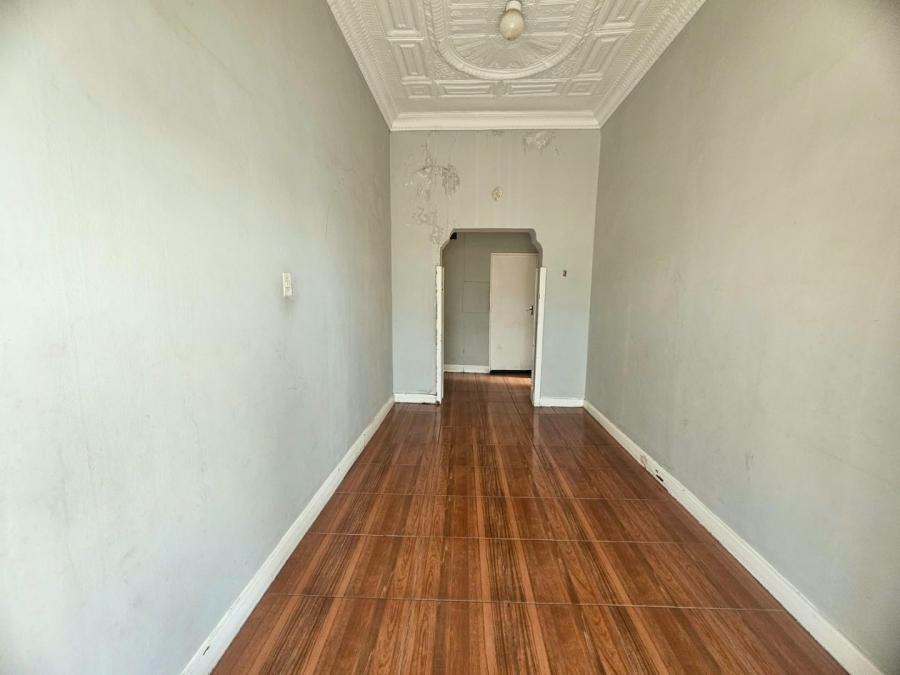 7 Bedroom Property for Sale in Orange Grove Gauteng