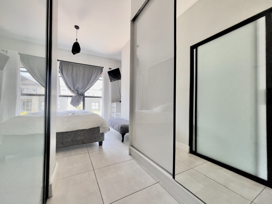 To Let 2 Bedroom Property for Rent in The Polofields Gauteng