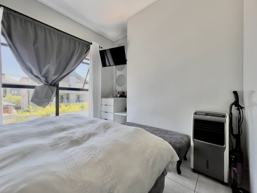 To Let 2 Bedroom Property for Rent in The Polofields Gauteng