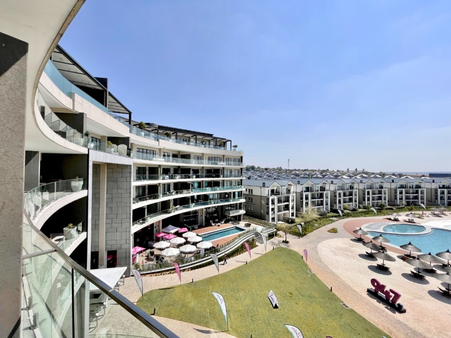 To Let 2 Bedroom Property for Rent in Waterfall Gauteng