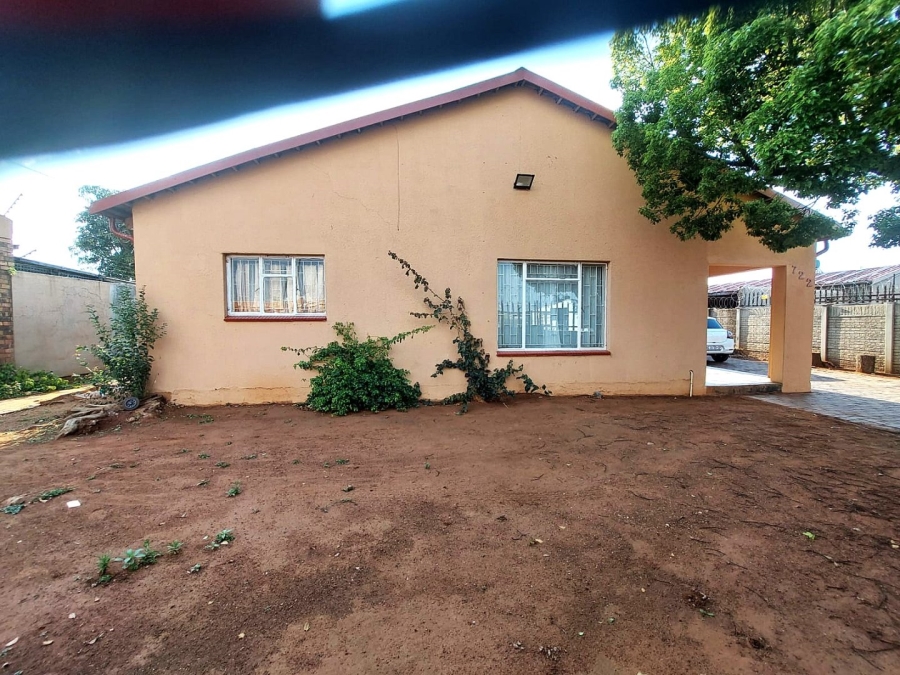 3 Bedroom Property for Sale in Lenasia Ext 11 Gauteng