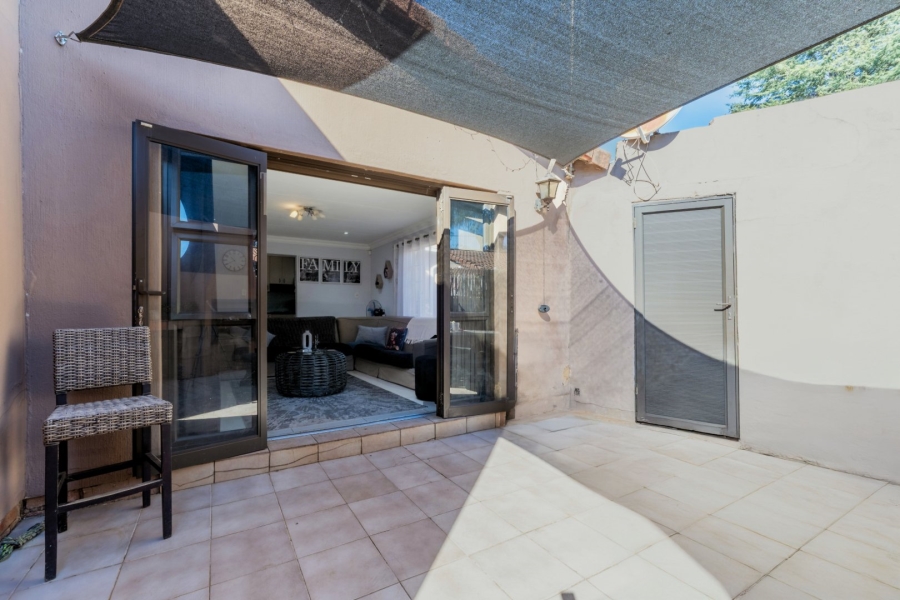 To Let 3 Bedroom Property for Rent in Northwold Gardens Gauteng