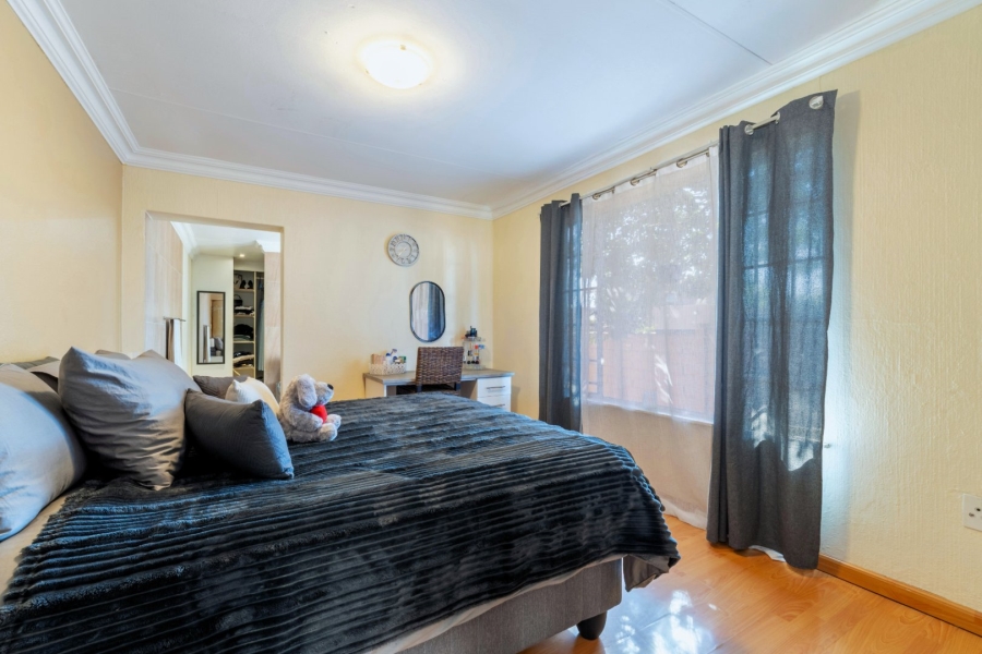 To Let 3 Bedroom Property for Rent in Northwold Gardens Gauteng