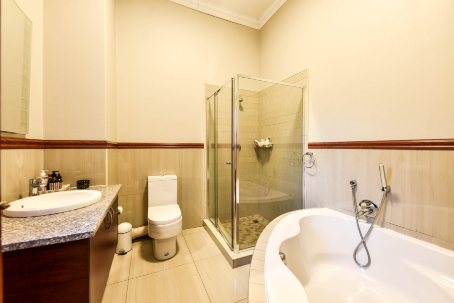 4 Bedroom Property for Sale in Lombardy Gauteng