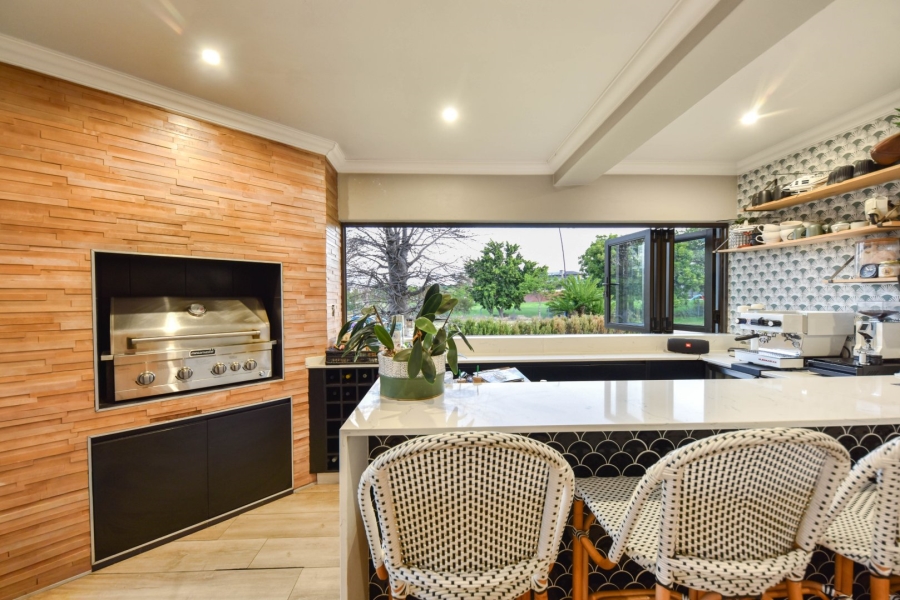 4 Bedroom Property for Sale in Lombardy Gauteng