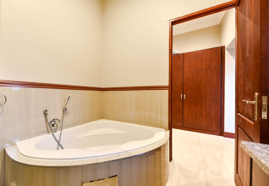 4 Bedroom Property for Sale in Lombardy Gauteng