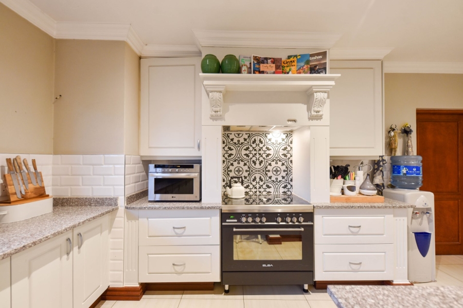 4 Bedroom Property for Sale in Lombardy Gauteng