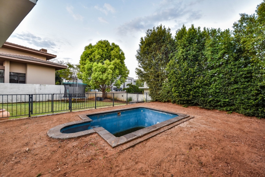 4 Bedroom Property for Sale in Lombardy Gauteng