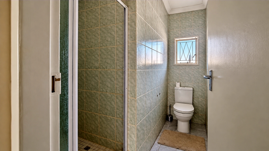 3 Bedroom Property for Sale in Three Rivers Proper Gauteng
