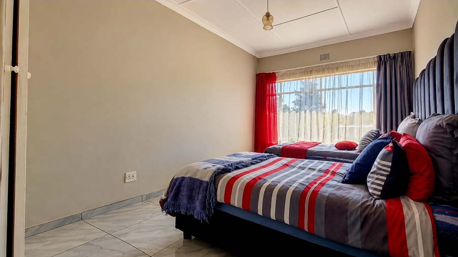 3 Bedroom Property for Sale in Three Rivers Proper Gauteng