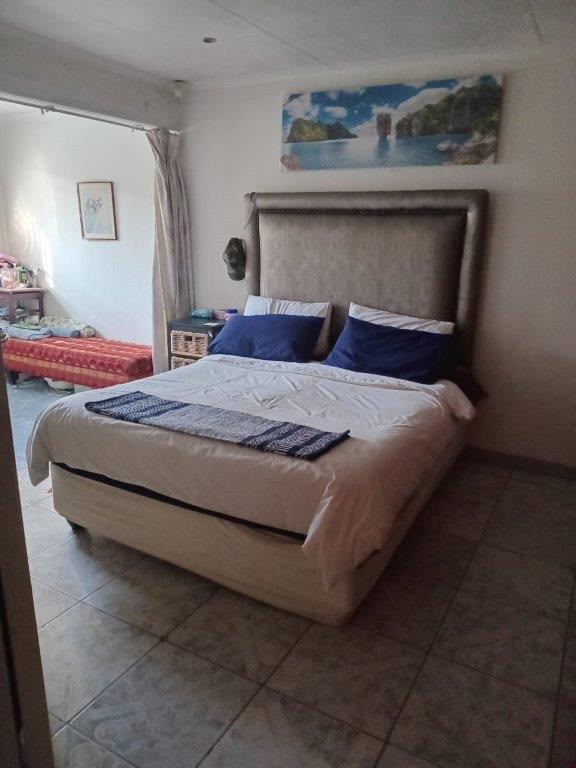 8 Bedroom Property for Sale in Pretoria West Gauteng