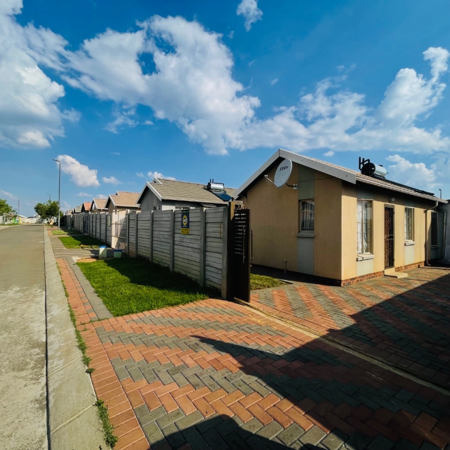 3 Bedroom Property for Sale in Sky City Gauteng
