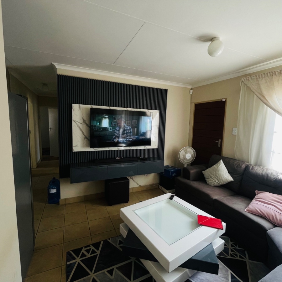 3 Bedroom Property for Sale in Sky City Gauteng