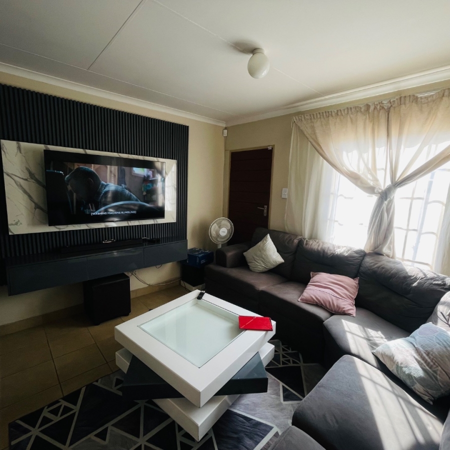 3 Bedroom Property for Sale in Sky City Gauteng