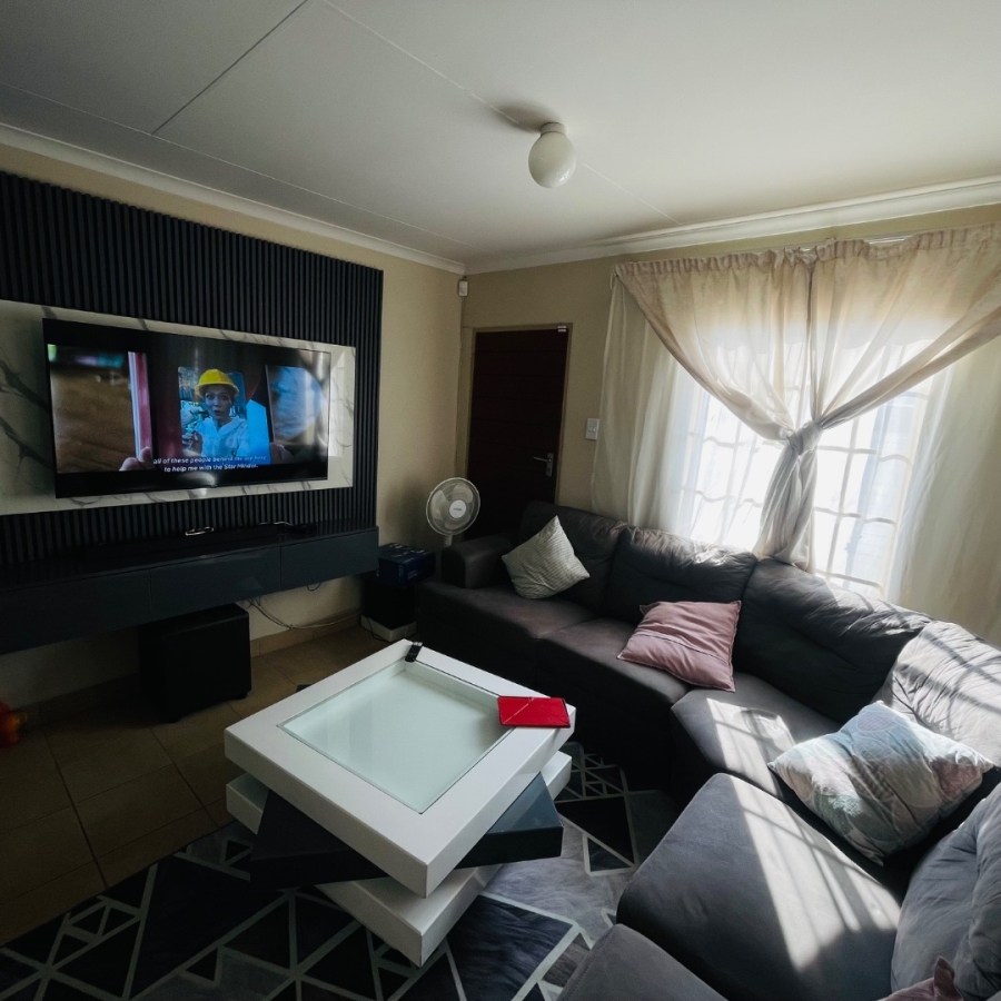 3 Bedroom Property for Sale in Sky City Gauteng