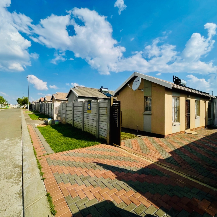 3 Bedroom Property for Sale in Sky City Gauteng