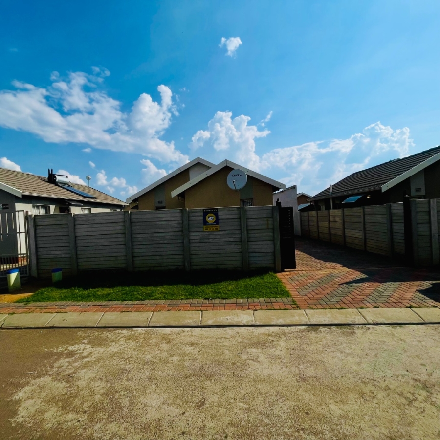 3 Bedroom Property for Sale in Sky City Gauteng