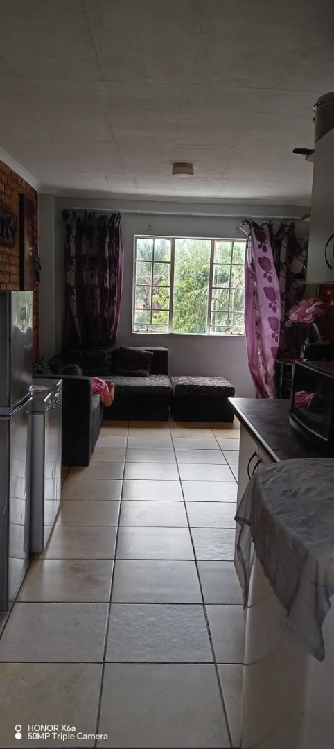 2 Bedroom Property for Sale in Pretoria West Gauteng
