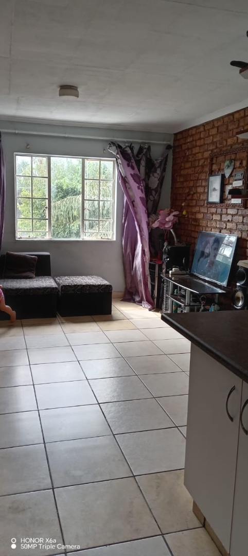 2 Bedroom Property for Sale in Pretoria West Gauteng