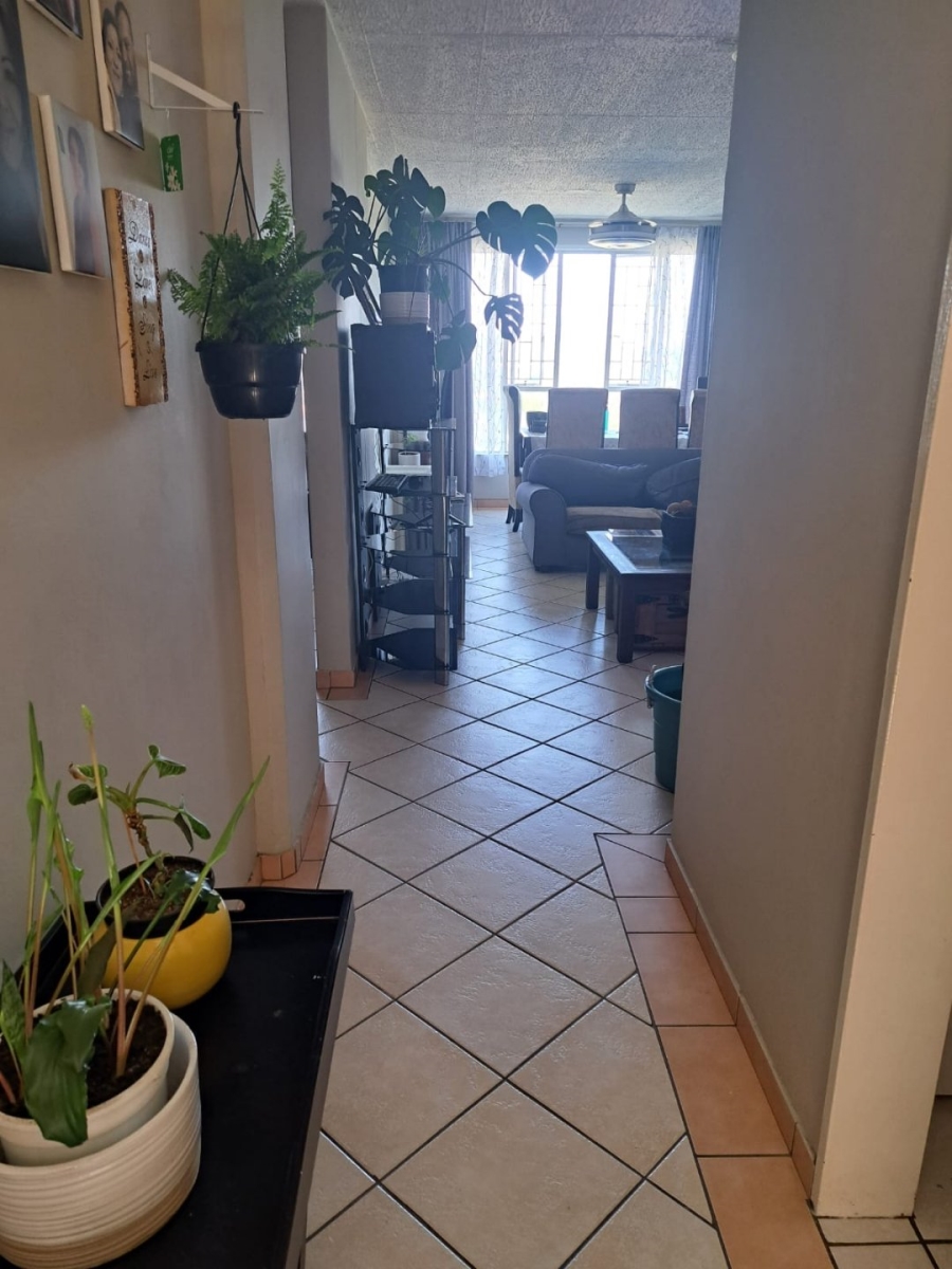 2 Bedroom Property for Sale in La Montagne Gauteng