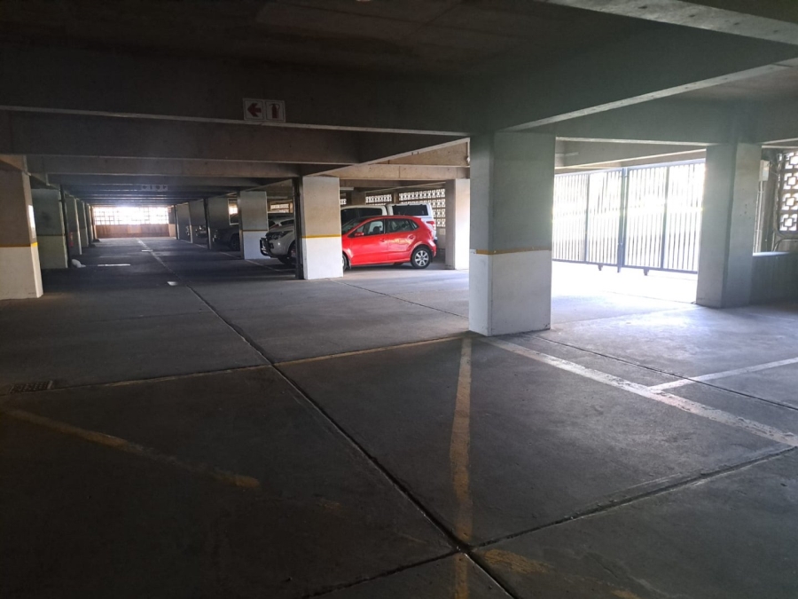2 Bedroom Property for Sale in La Montagne Gauteng