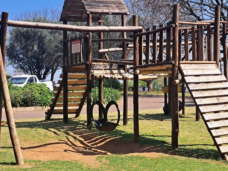 2 Bedroom Property for Sale in La Montagne Gauteng