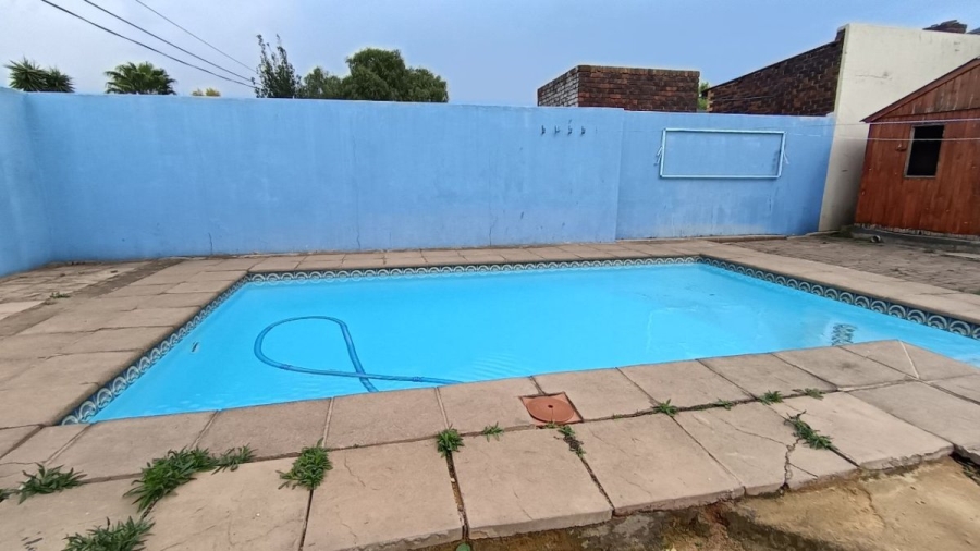 4 Bedroom Property for Sale in Sunnyridge Gauteng