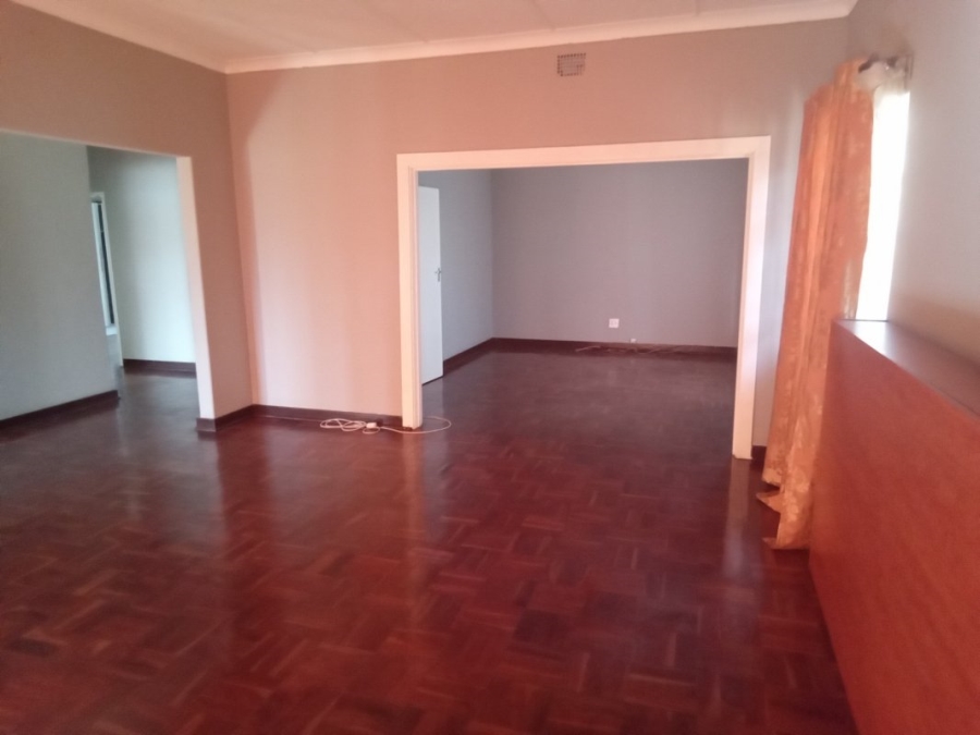 4 Bedroom Property for Sale in Sunnyridge Gauteng