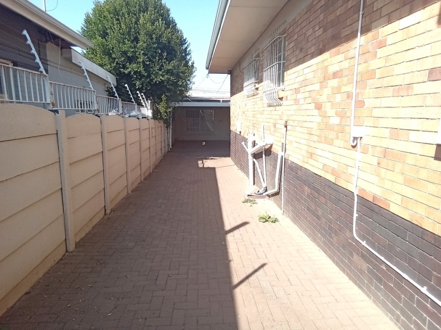 4 Bedroom Property for Sale in Sunnyridge Gauteng