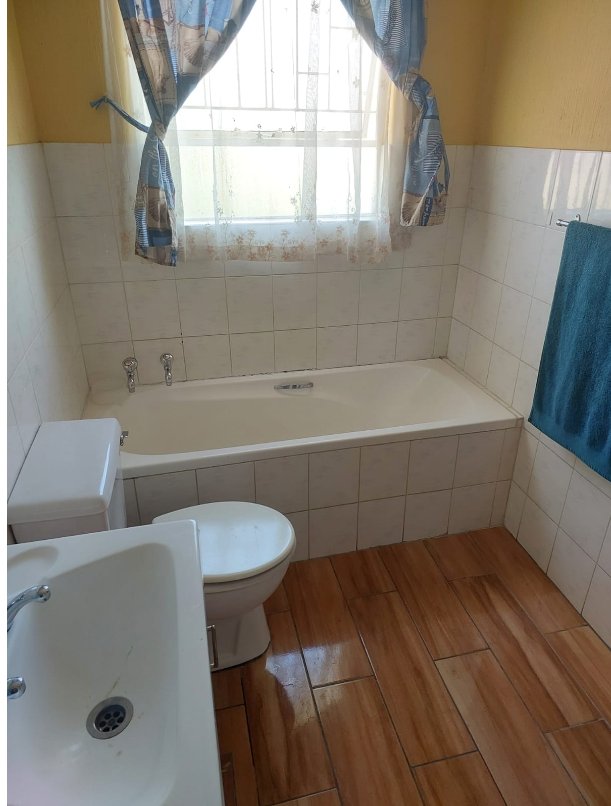 2 Bedroom Property for Sale in Vorna Valley Gauteng