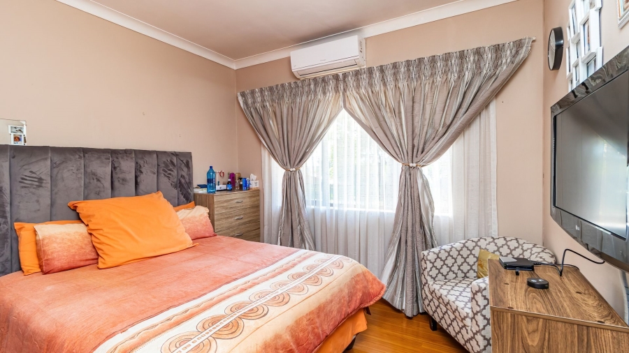 4 Bedroom Property for Sale in Edenvale Central Gauteng