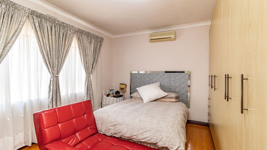 4 Bedroom Property for Sale in Edenvale Central Gauteng